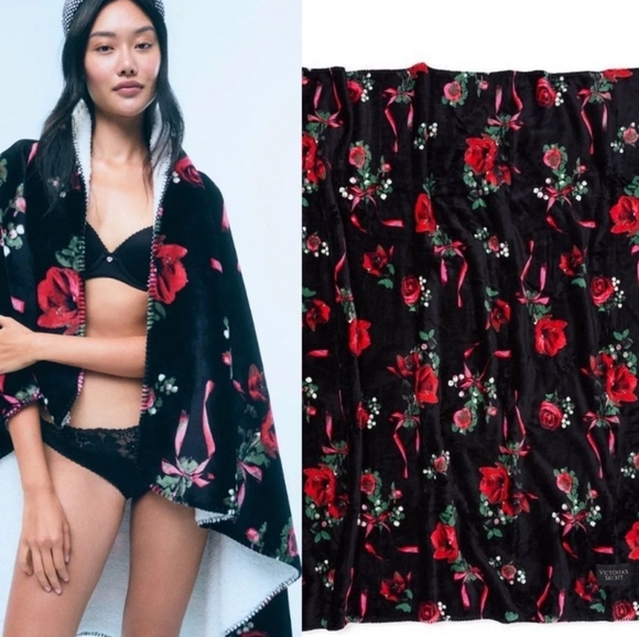 VICTORIAS SECRET Red Rose Ribbon Sherpa Blanket Black VS Flannel Throw - Picture 6 of 7